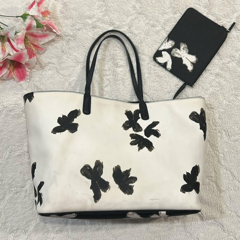 Rare MBMJ - Marc by Marc Jacobs Metropoli Unsmiley Striped Travel Tote and Pouch - Picture 2 of 16